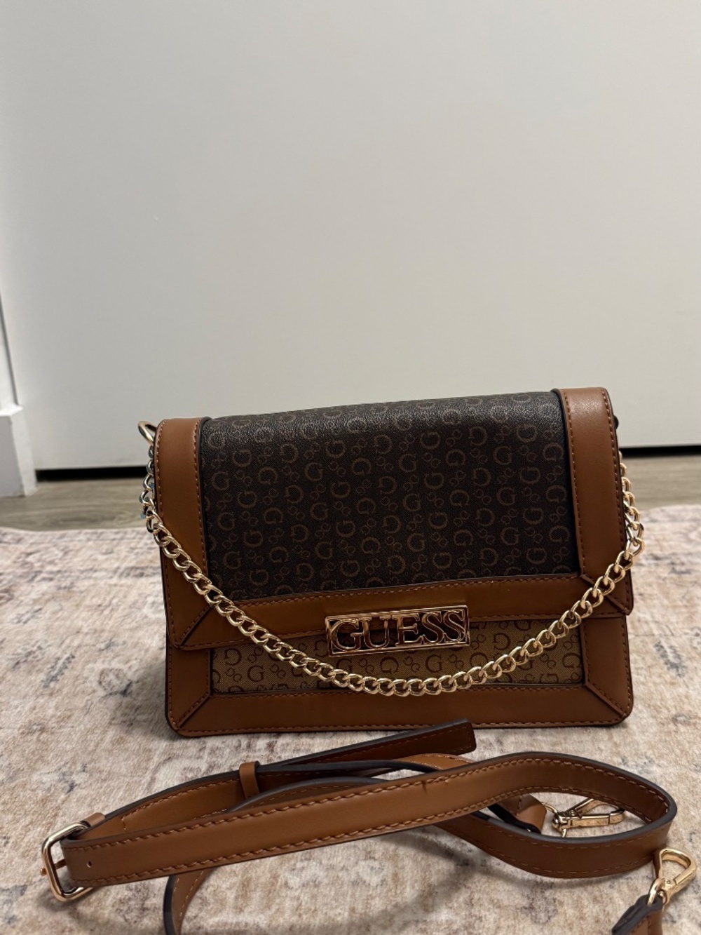 Guess Shoulder/Crossbody Bag - Picture 4 of 5